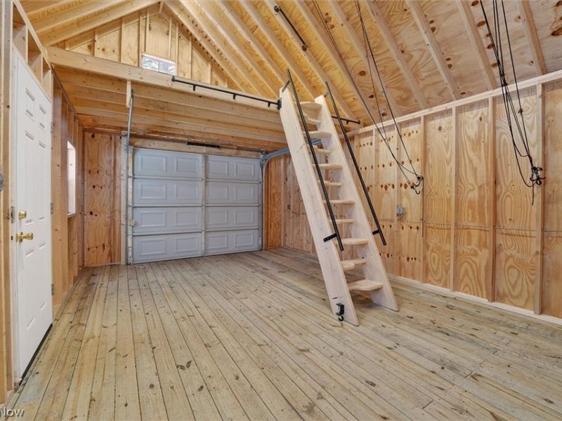 4586 Everhart Drive, Green, OH 44720 Photo 37