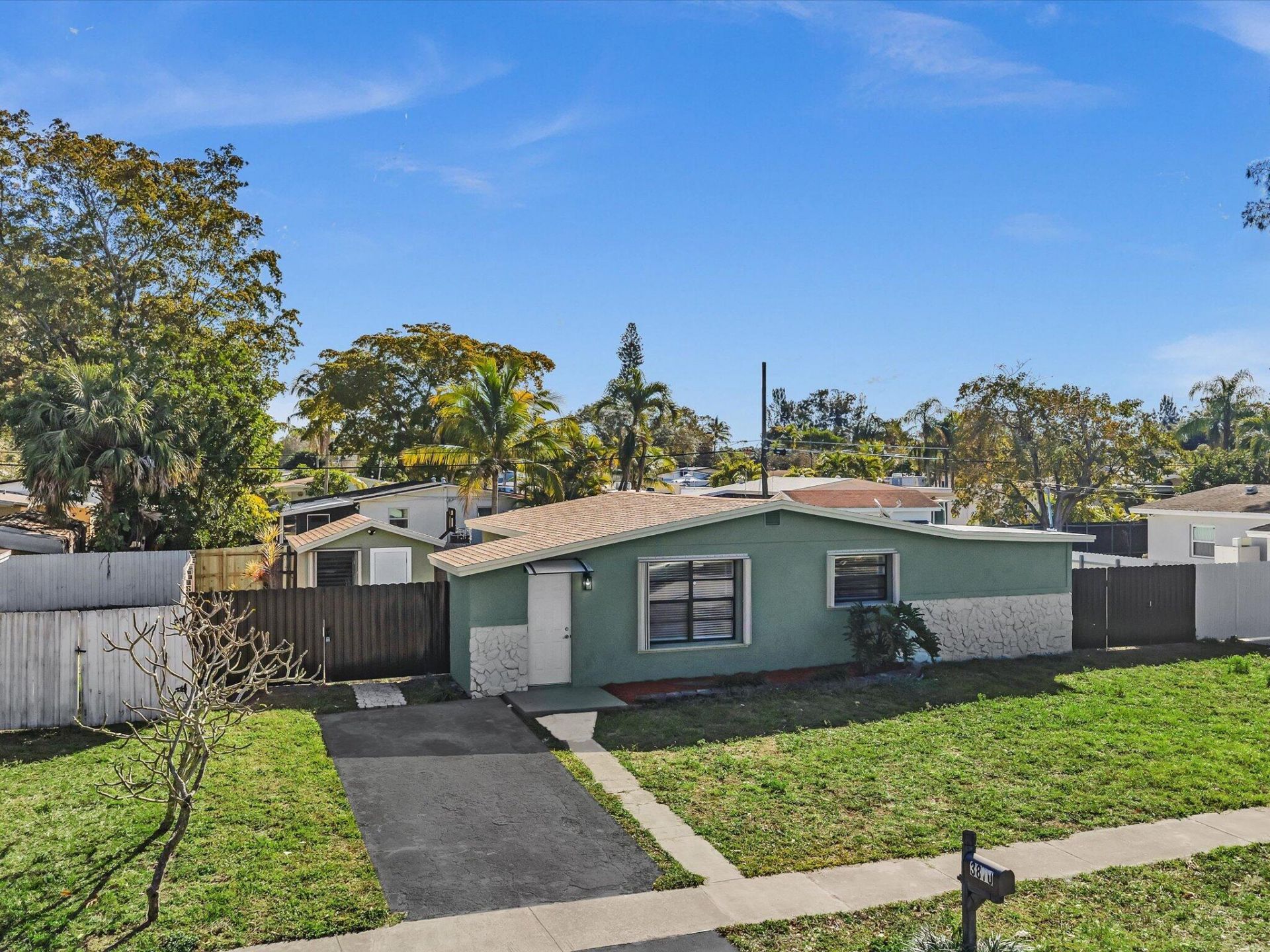 3870 SW 60th Avenue, Davie, FL 33314 Photo