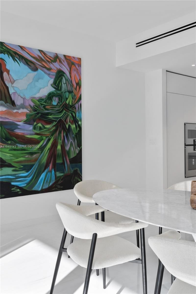 300 Biscayne Blvd Way , Unit 2102, Miami, FL 33131 Photo