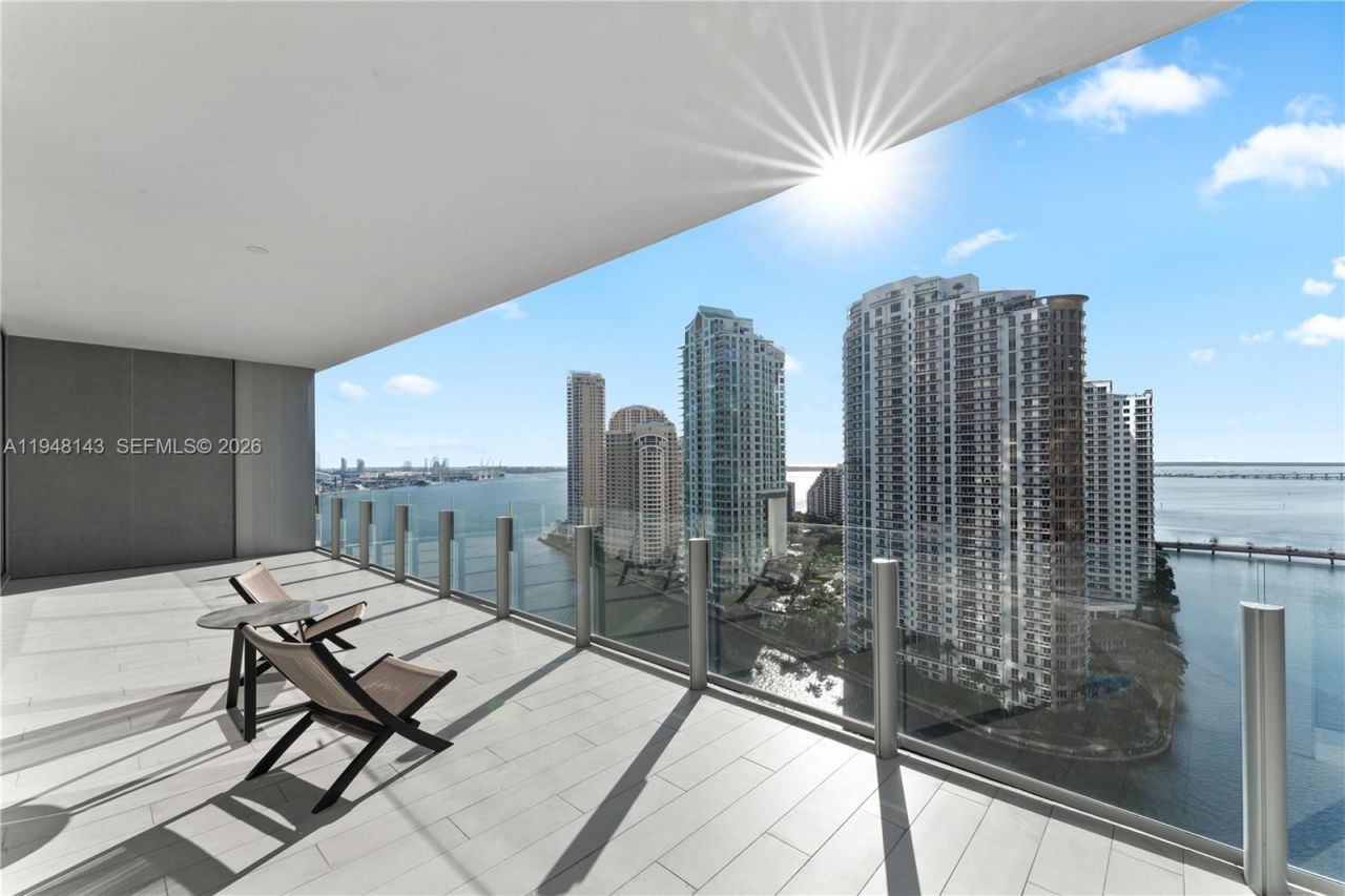 300 Biscayne Blvd Way , Unit 2102, Miami, FL 33131 Photo