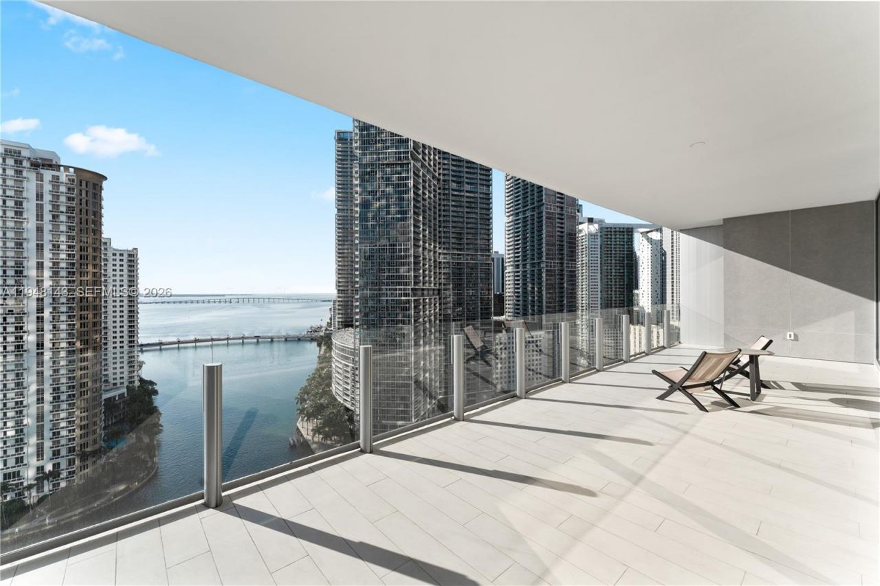 300 Biscayne Blvd Way , Unit 2102, Miami, FL 33131 Photo