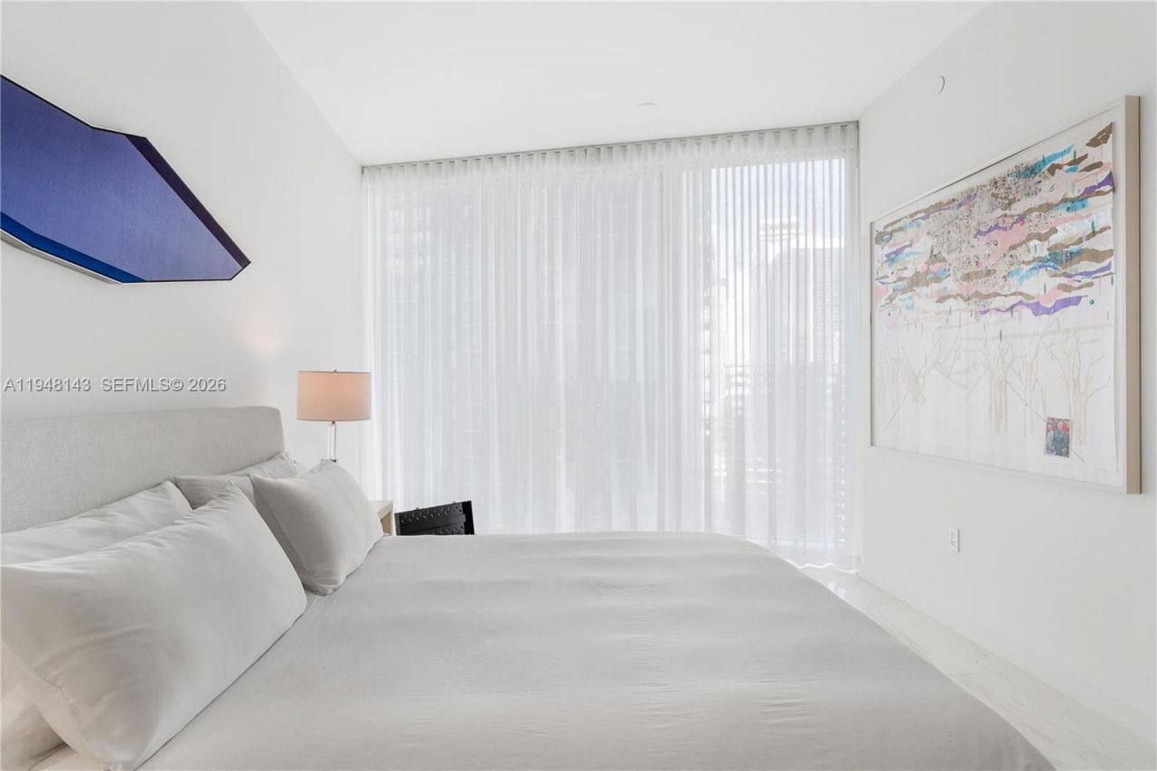 300 Biscayne Blvd Way , Unit 2102, Miami, FL 33131 Photo