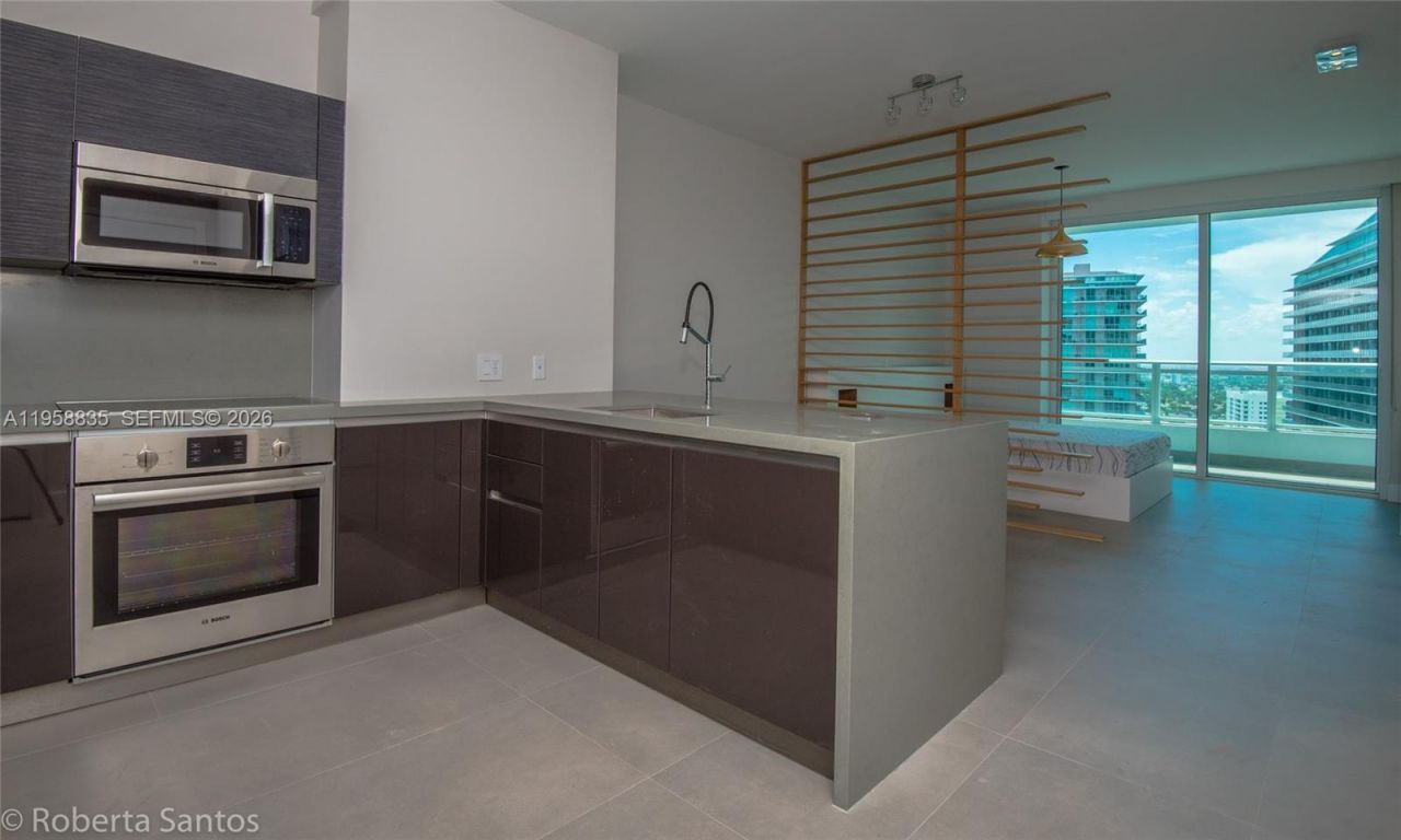 1080 Brickell Ave , Unit 3205, Miami, FL 33131 Photo