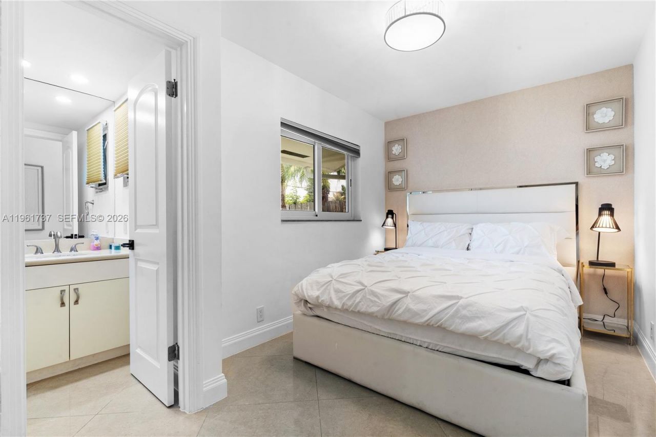 1144 Adams St, Hollywood, FL 33019 Photo