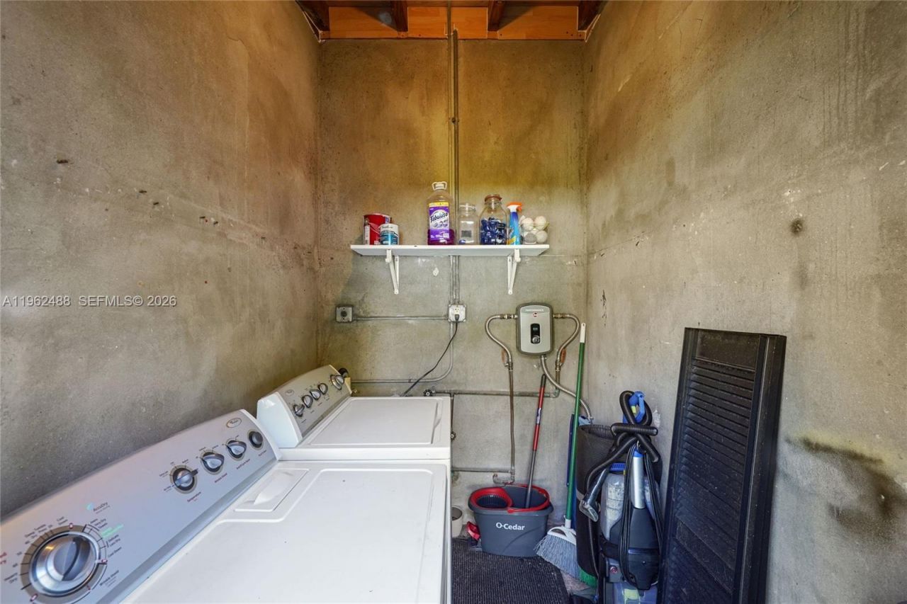 1737 SW 11th St , Miami, FL 33135 Photo