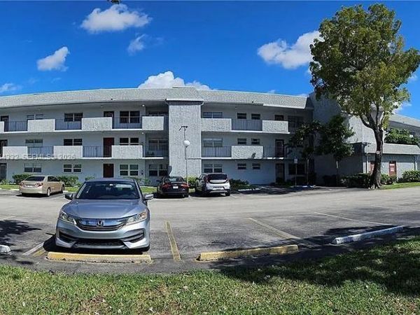 8105 NW 61st St, Unit A206, Tamarac, FL 33321