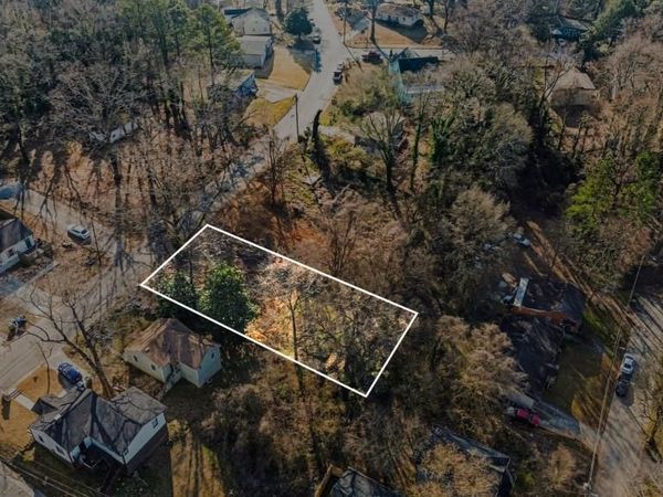 1744 Mary George Avenue NW, Atlanta, GA 30318