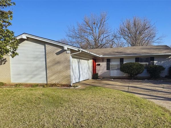 906 Warren Way, Richardson, TX 75080