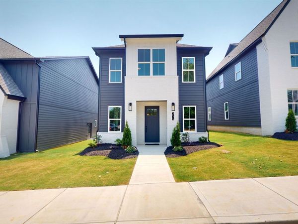 234 Mccowat Street , Jackson, TN 38301