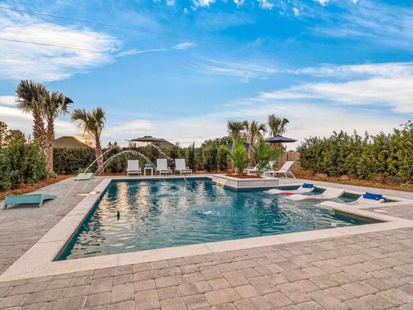 2495 Timsbury Loop, Cantonment, FL 32533