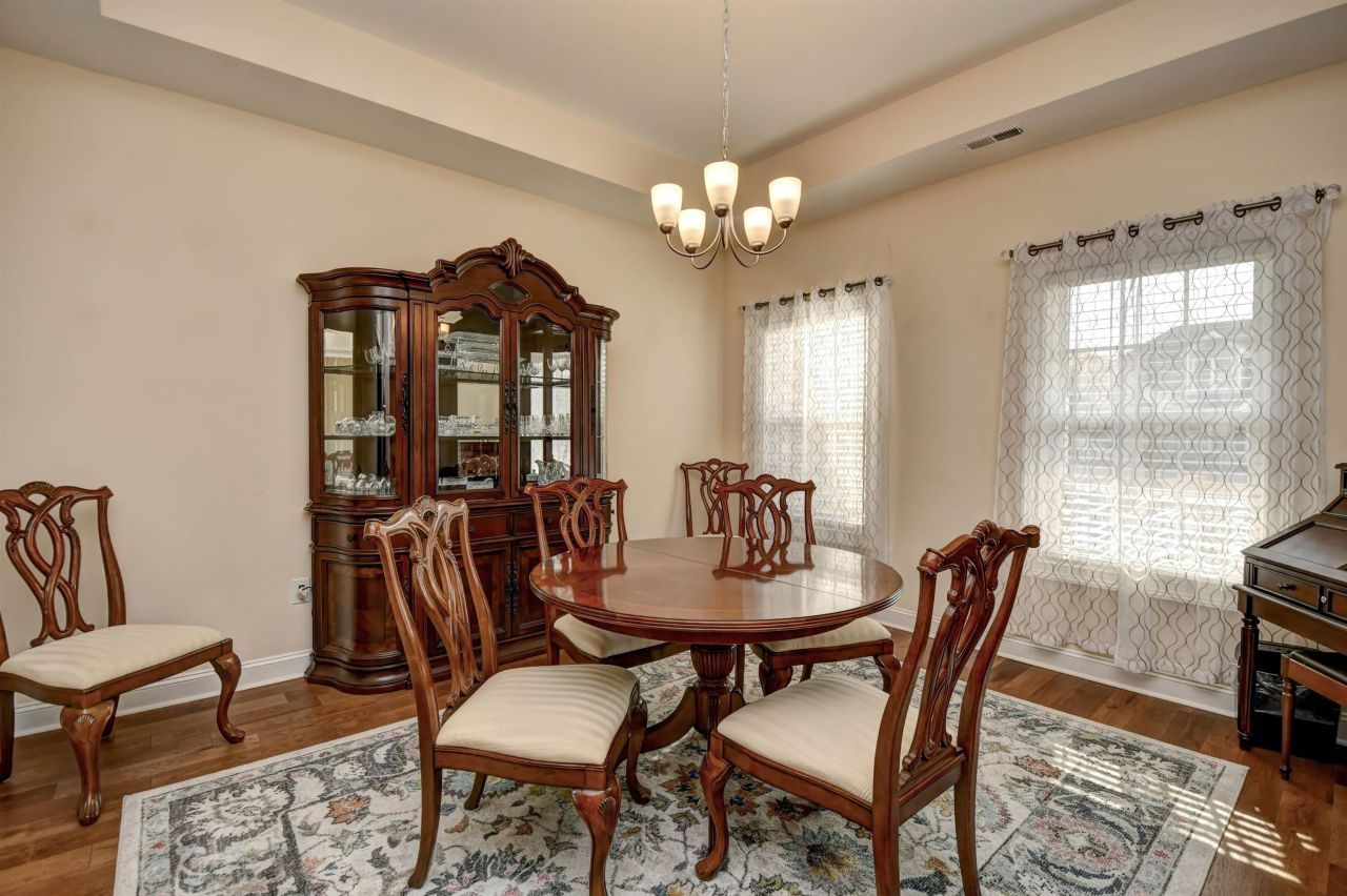 3901 Ridgewood Dr. Photo 14