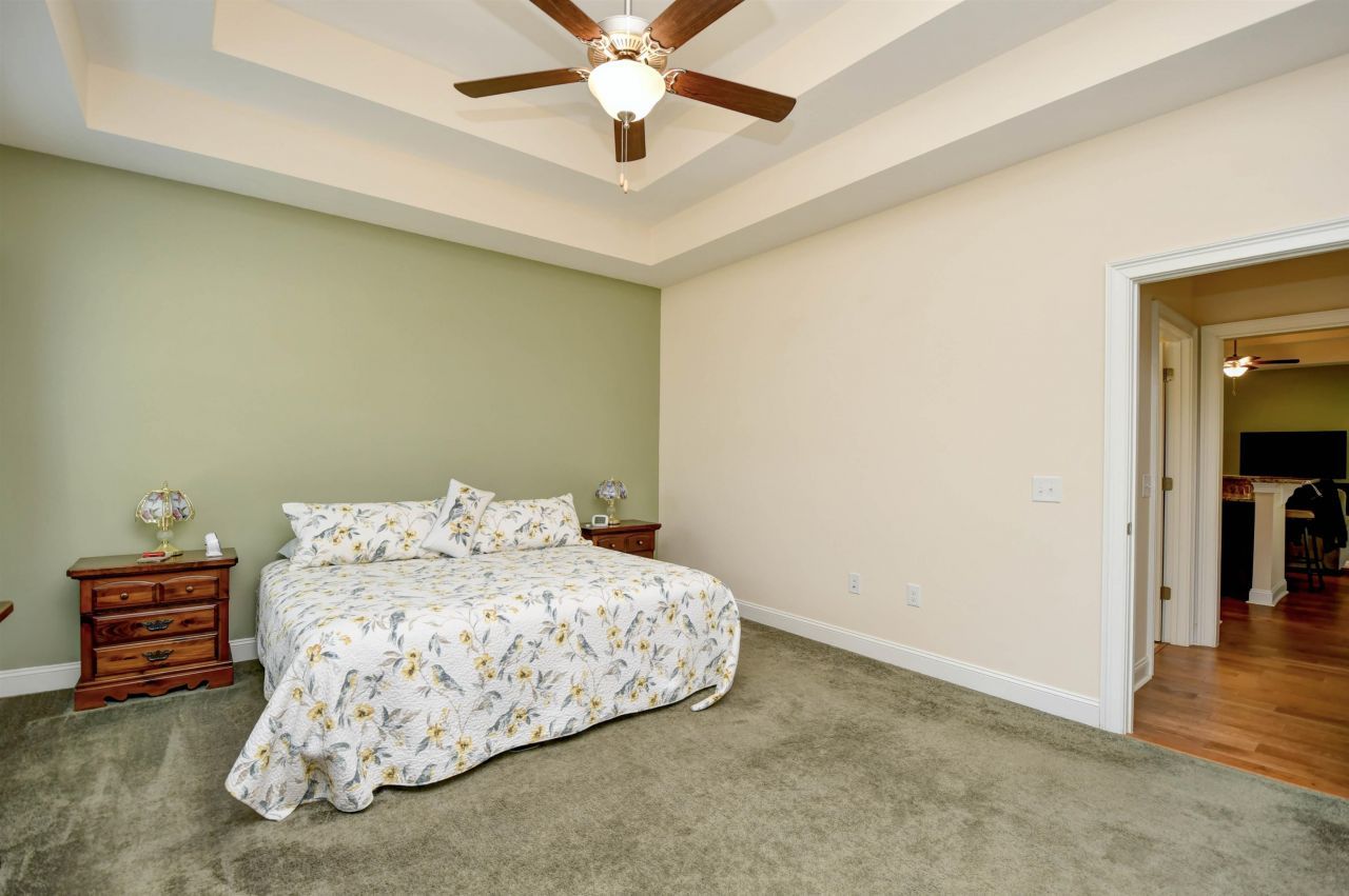 3901 Ridgewood Dr. Photo 17