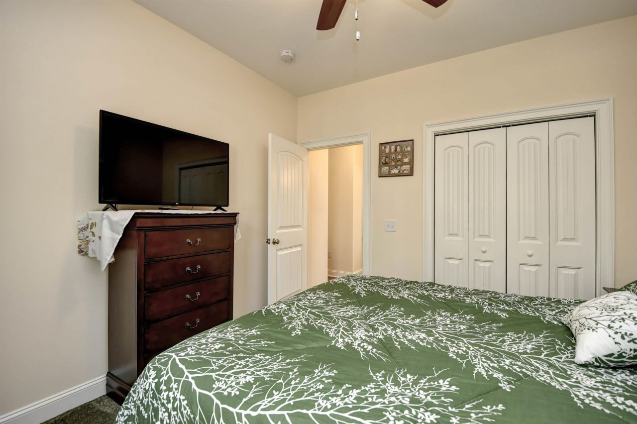 3901 Ridgewood Dr. Photo 25