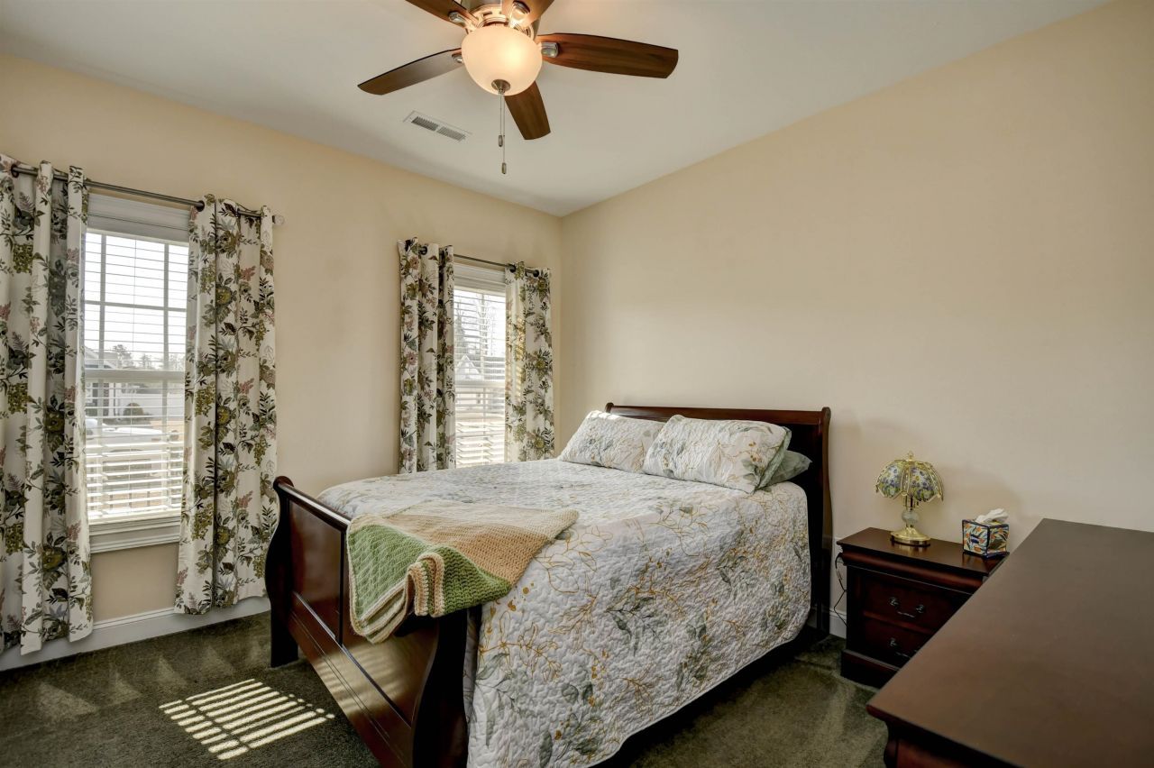 3901 Ridgewood Dr. Photo 26