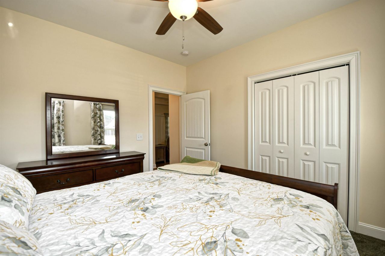 3901 Ridgewood Dr. Photo 28