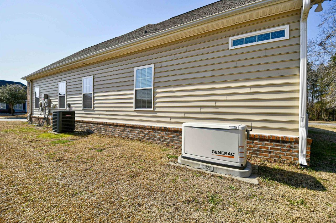 3901 Ridgewood Dr. Photo 36