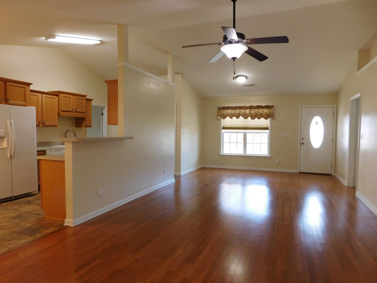 1121 Augustus Dr. Photo 10