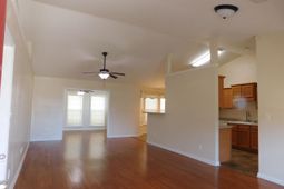 1121 Augustus Dr. photo 4