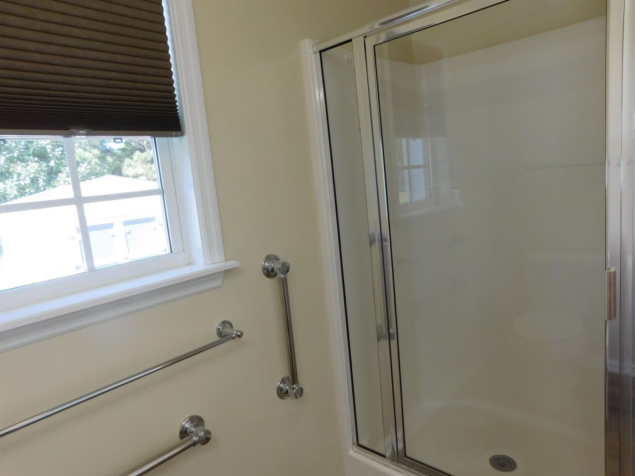 1121 Augustus Dr. Photo 22