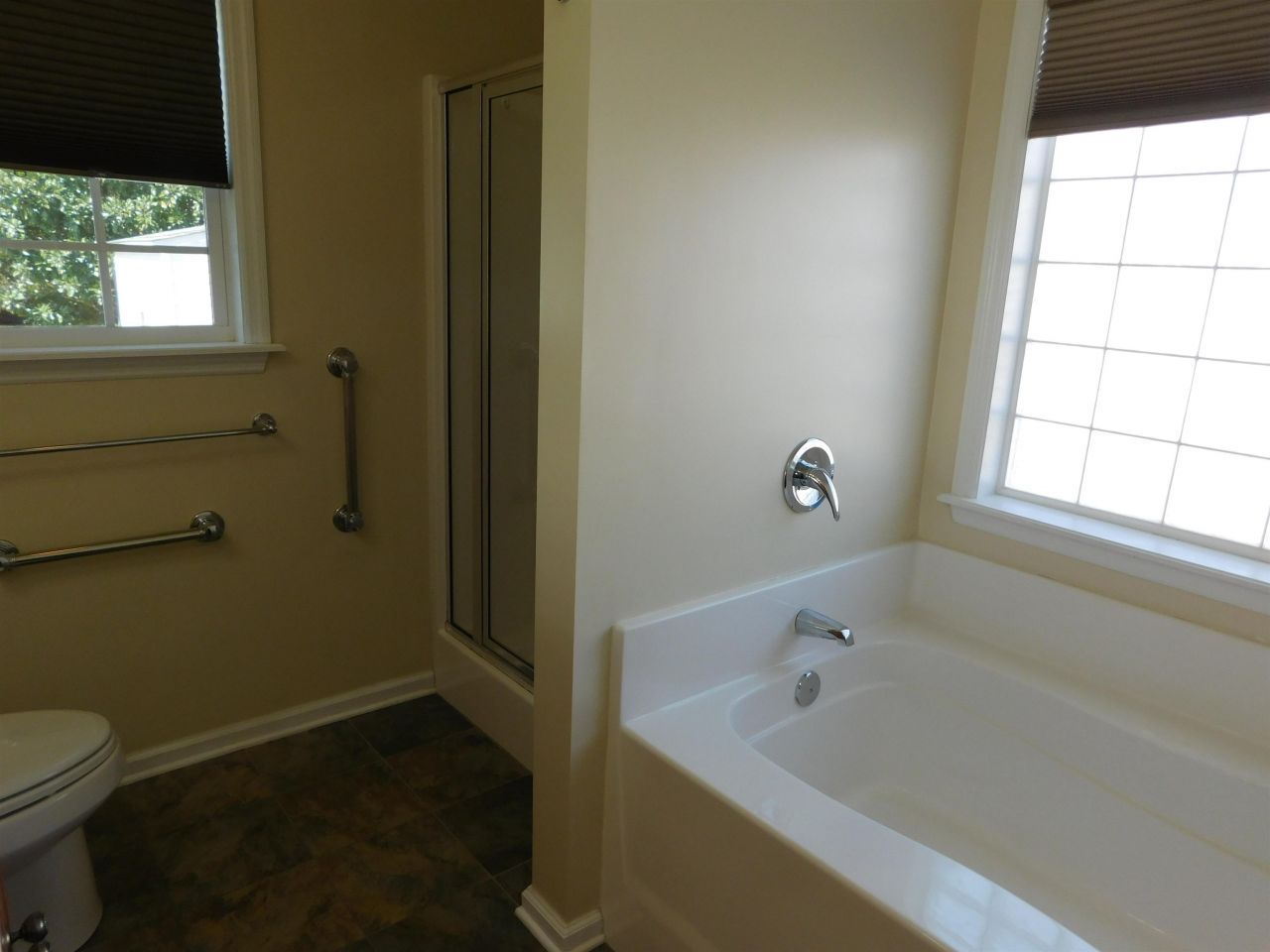 1121 Augustus Dr. Photo 24