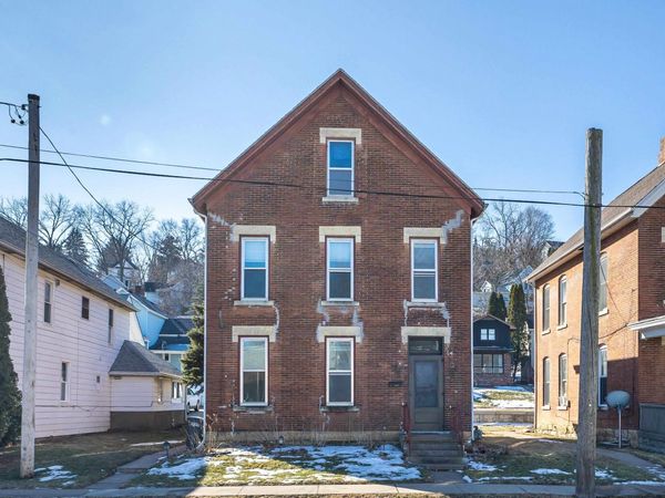 316 Kaufmann Avenue, Dubuque, IA 52001