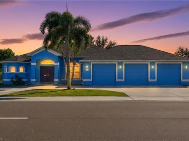 126 Nicholas PKWY W, CAPE CORAL, FL 33991