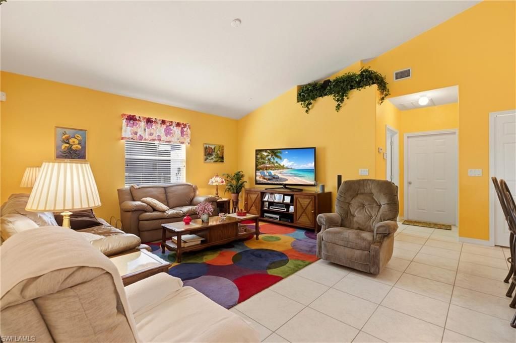 126 Nicholas Pkwy W, Cape Coral, FL 33991 Photo