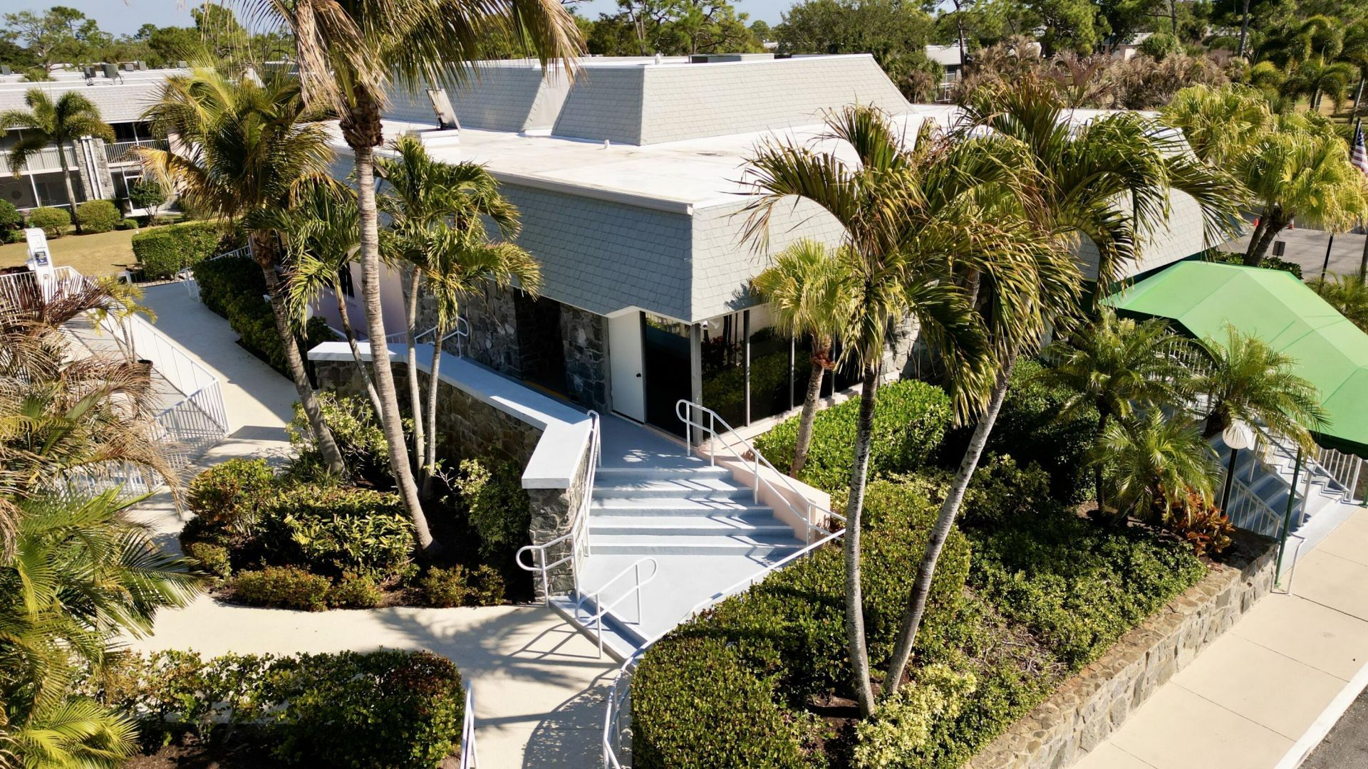 18081 SE Country Club Drive, Unit 289, Jupiter, FL 33469 Photo