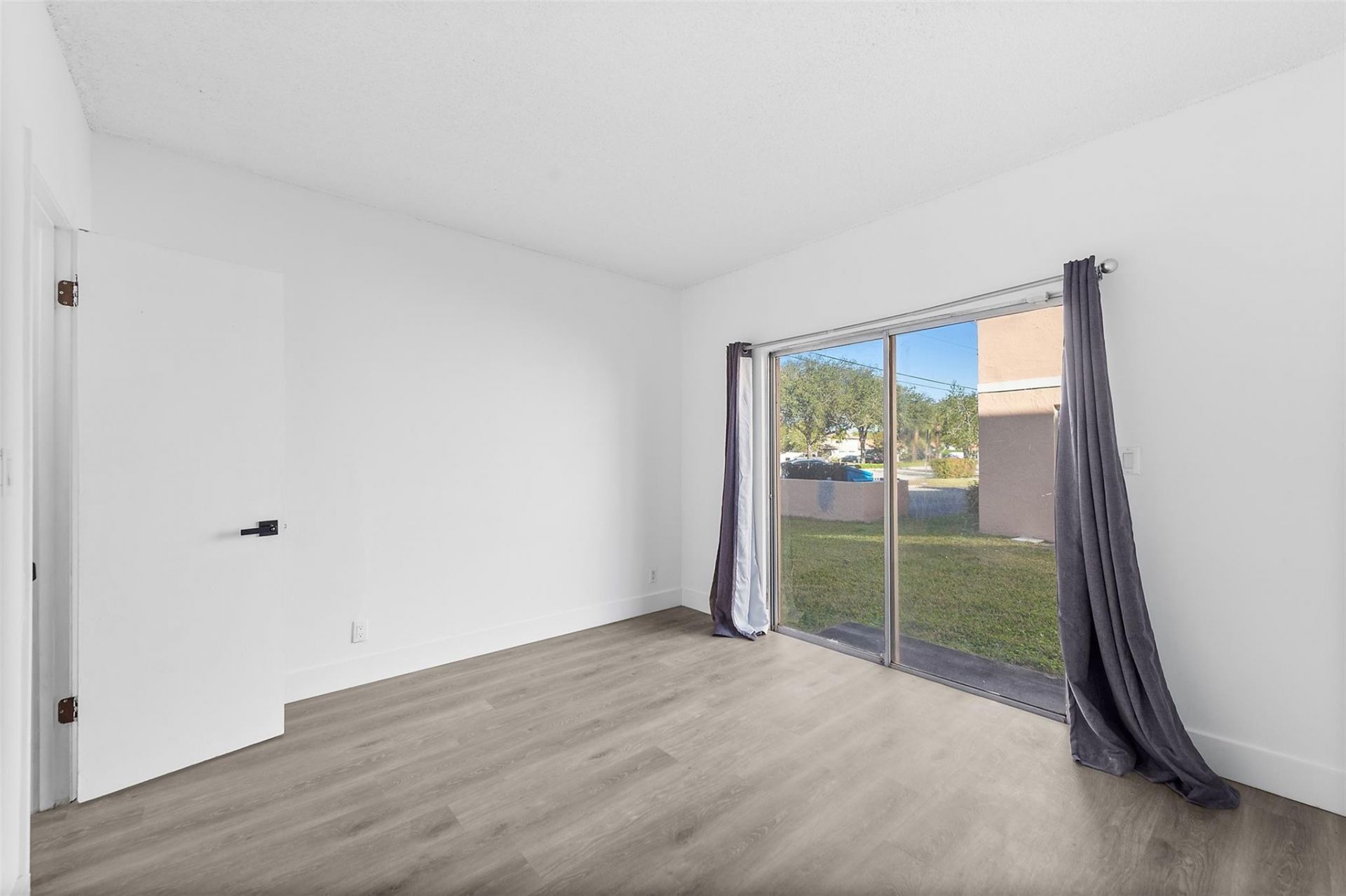 3951 Coral Springs Drive, Unit 21, Coral Springs, FL 33065 Photo