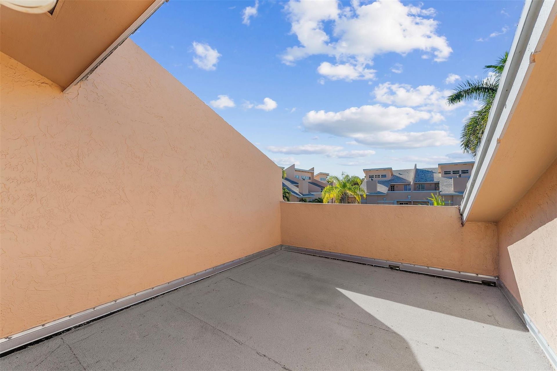 3951 Coral Springs Drive, Unit 21, Coral Springs, FL 33065 Photo