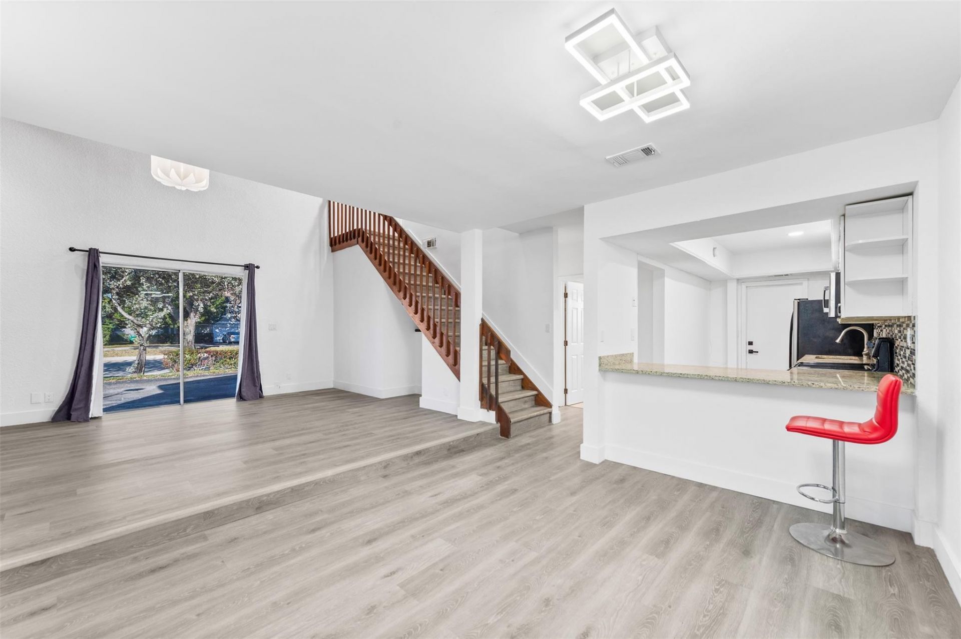 3951 Coral Springs Drive, Unit 21, Coral Springs, FL 33065 Photo