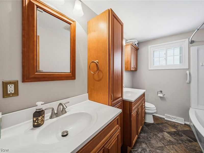 30302 Overlook Drive, Wickliffe, OH 44092 Photo 26