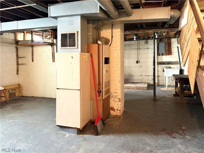 1794 E 33rd Street, Lorain, OH 44055 Photo 25