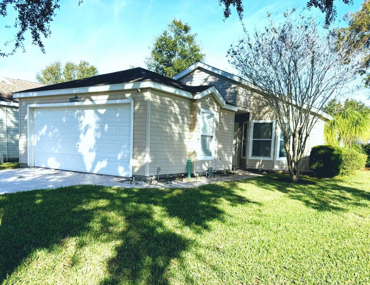 4977 Heron Run Circle, Leesburg, FL 34748 Main Photo