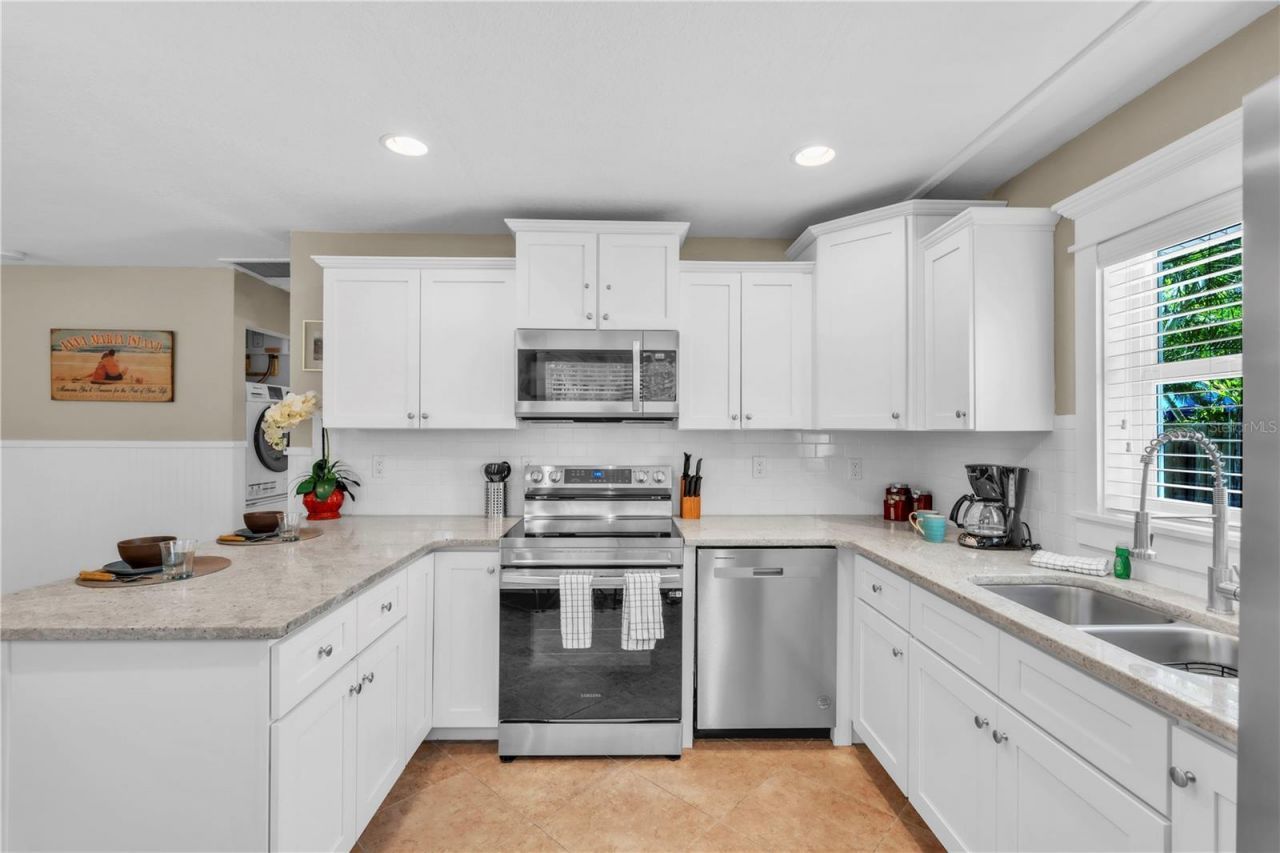 205 Peacock Lane, Unit A, Holmes Beach, FL 34217 Photo