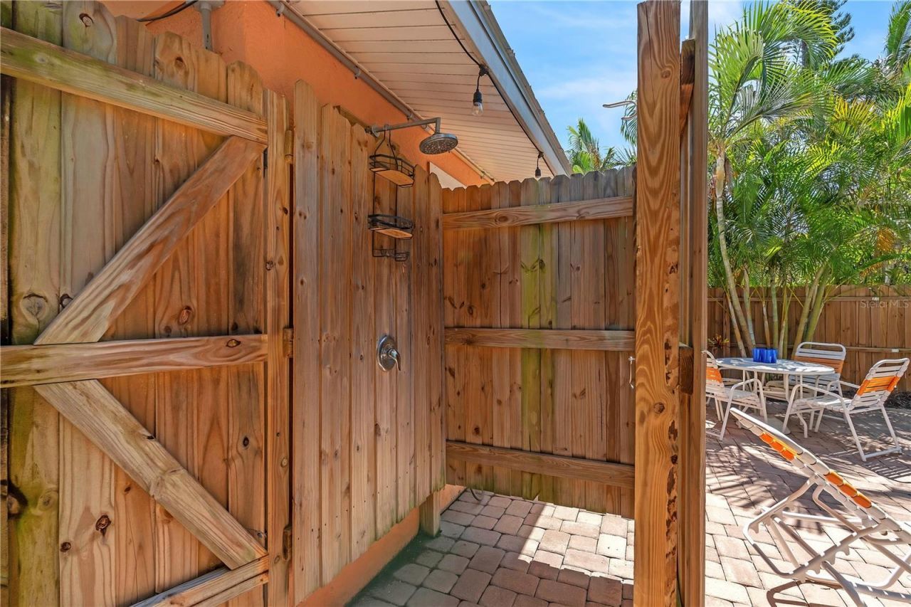 205 Peacock Lane, Unit A, Holmes Beach, FL 34217 Photo