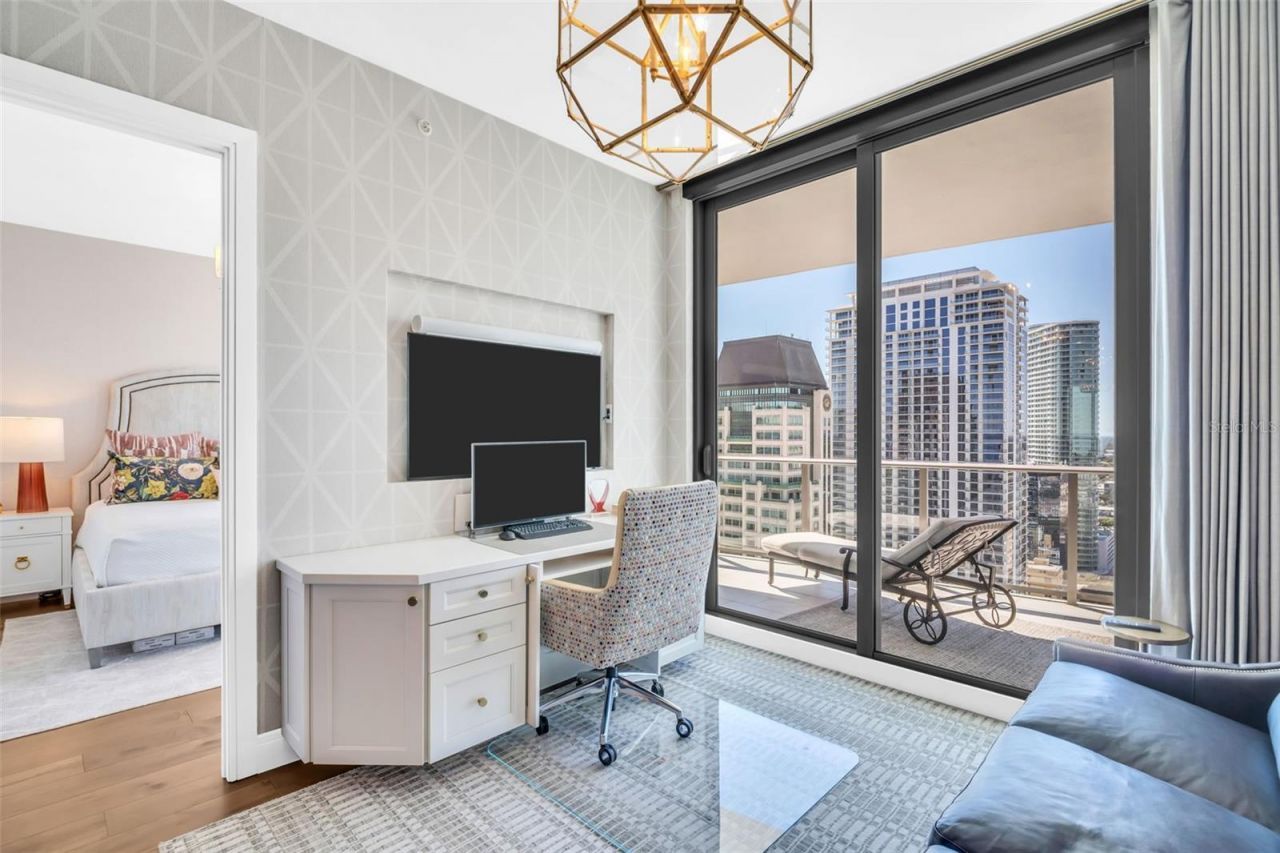 100 1st Avenue N, Unit 3001, Saint Petersburg, FL 33701 Photo