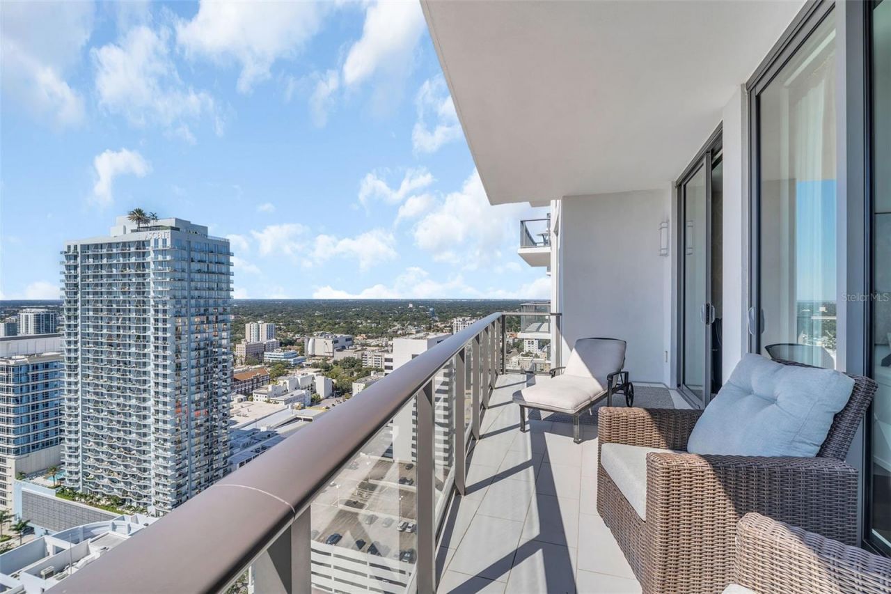 100 1st Avenue N, Unit 3001, Saint Petersburg, FL 33701 Photo