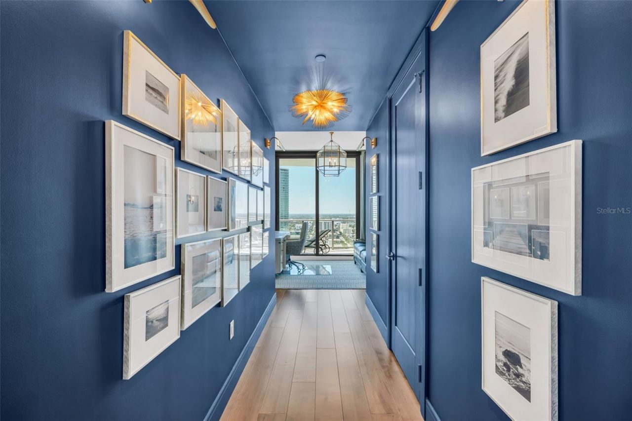 100 1st Avenue N, Unit 3001, Saint Petersburg, FL 33701 Photo