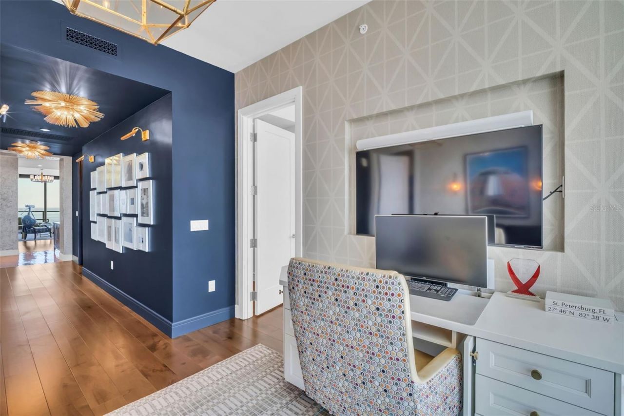 100 1st Avenue N, Unit 3001, Saint Petersburg, FL 33701 Photo