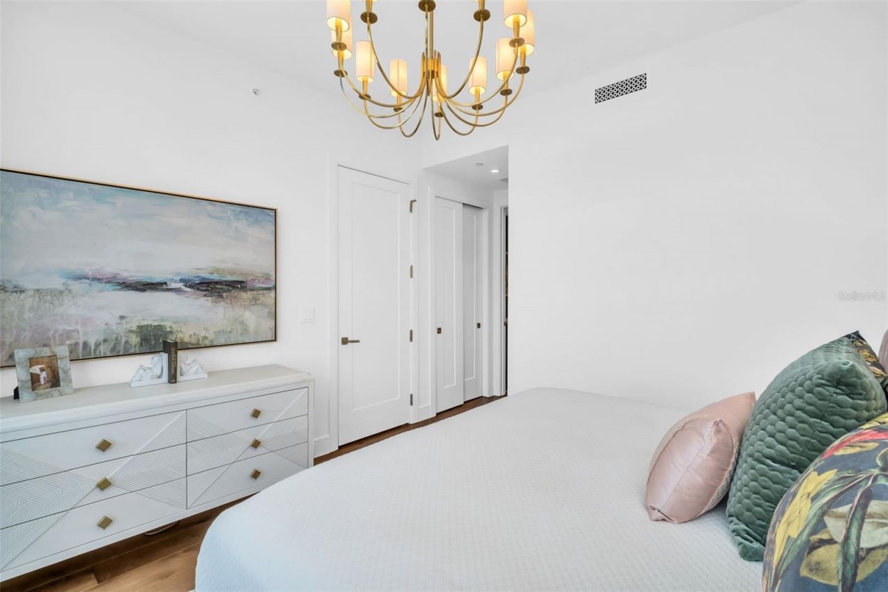 100 1st Avenue N, Unit 3001, Saint Petersburg, FL 33701 Photo