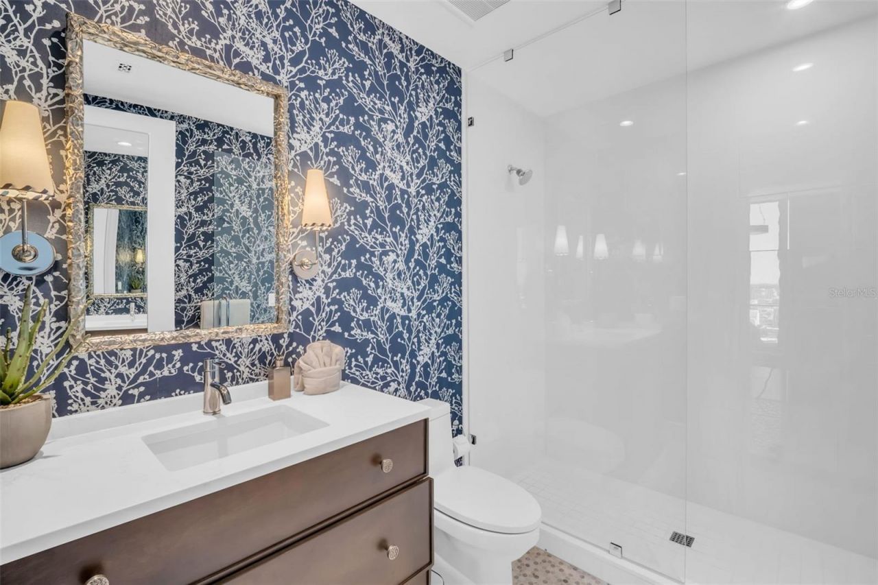 100 1st Avenue N, Unit 3001, Saint Petersburg, FL 33701 Photo