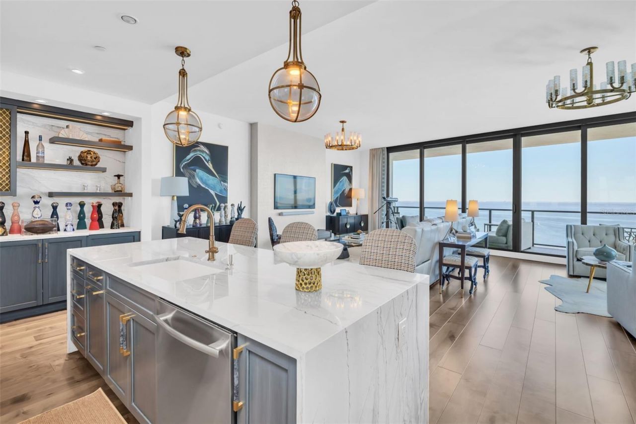 100 1st Avenue N, Unit 3001, Saint Petersburg, FL 33701 Photo