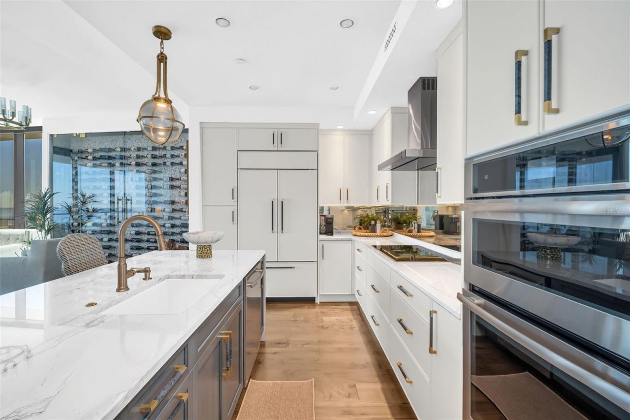 100 1st Avenue N, Unit 3001, Saint Petersburg, FL 33701 Photo