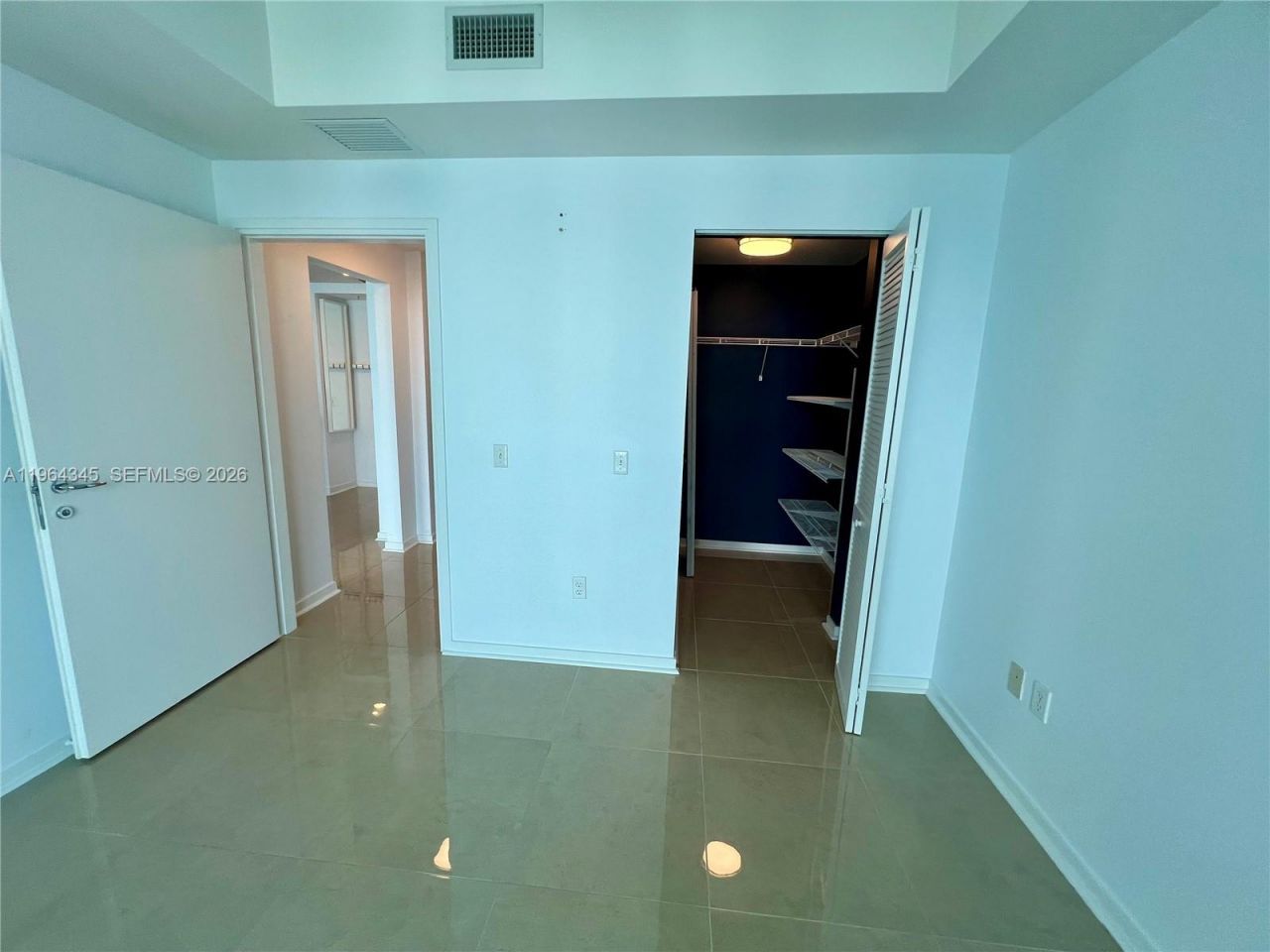 300 S Biscayne Blvd, Unit 3614, Miami, FL 33131 Photo