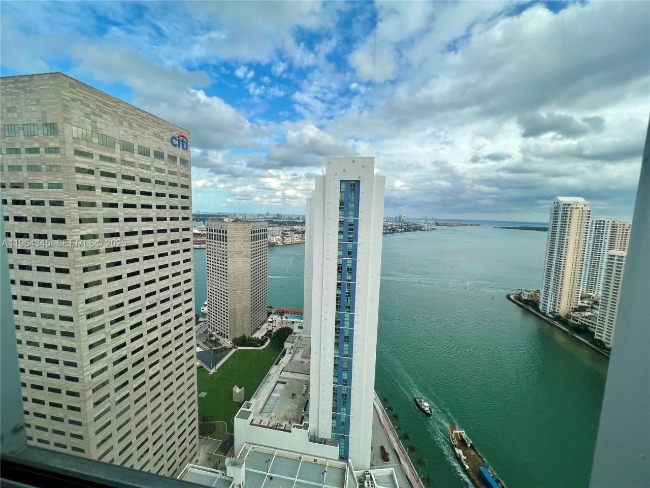 300 S Biscayne Blvd, Unit 3614, Miami, FL 33131 Photo