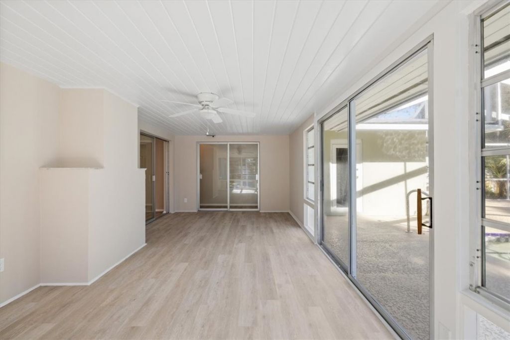 835 Royal Palm Place, Vero Beach, FL 32960 Photo