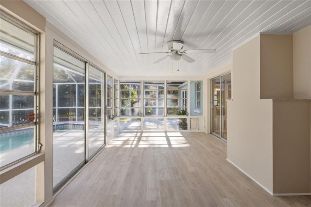 835 Royal Palm Place, Vero Beach, FL 32960 Photo