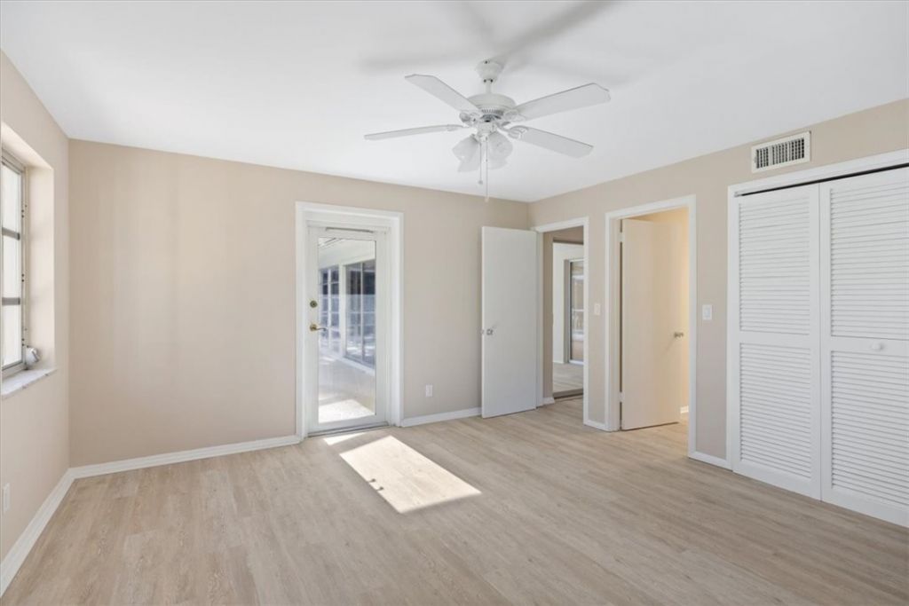 835 Royal Palm Place, Vero Beach, FL 32960 Photo