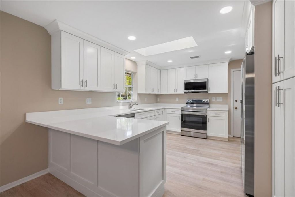 835 Royal Palm Place, Vero Beach, FL 32960 Photo